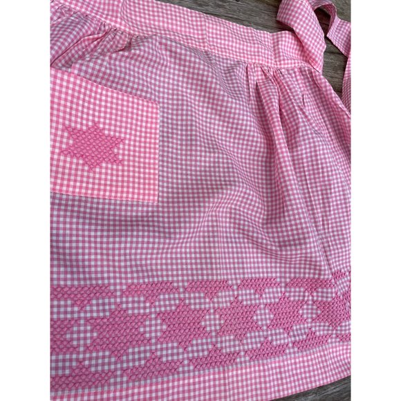Vintage 1950s Half Apron Pink Gingham Check Smocked Stars Farmhouse - Picture 15 of 16